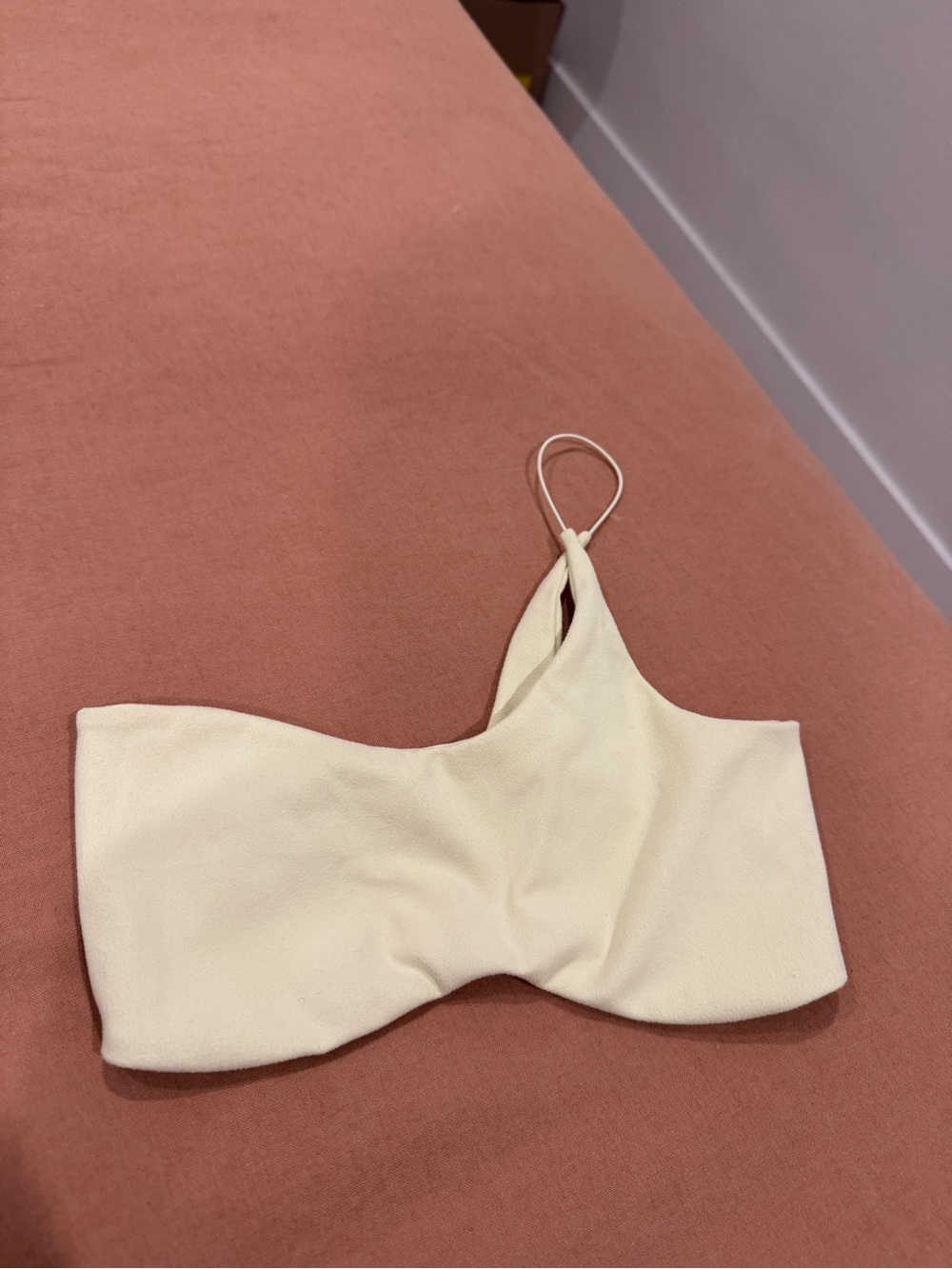 Joah Brown Women’s One-Shoulder cream yellow Bralette